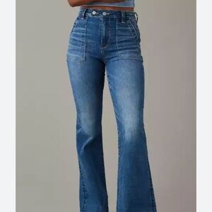 American Eagle Next Level Super High Waisted Flare Jean Raw Hem Size 8 Short